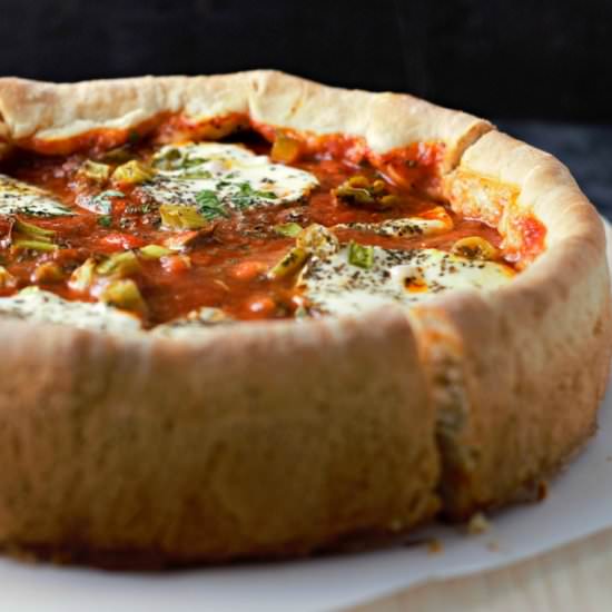 Easy Deep Dish Pizza - Recipe photo by ZonaCooks