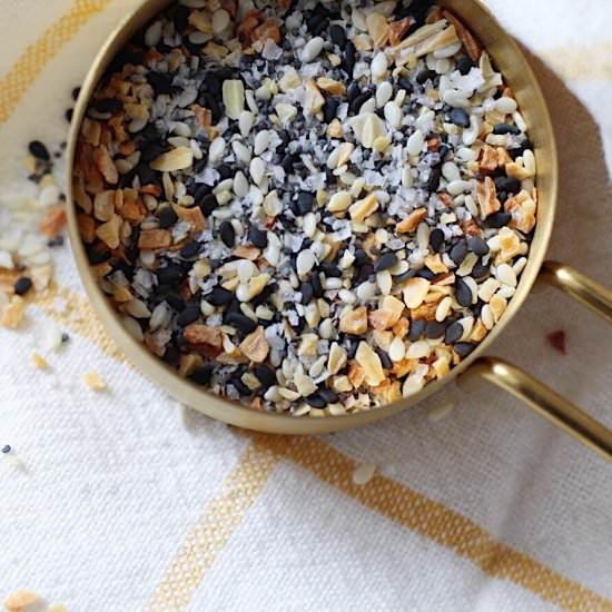 Homemade Everything Bagel Seasoning - Recipe photo by thygoodness