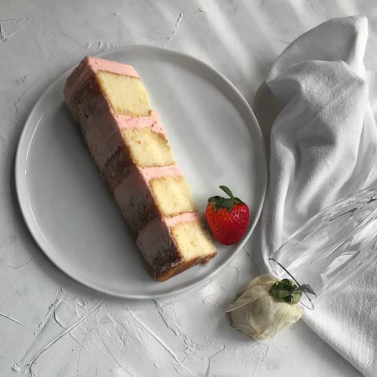 strawberry lemonade cake - Recipe photo by thymeforbreakfast