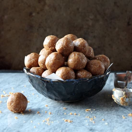 Peanut Butter Cookie Dough Bites - Recipe photo by Healthyideasplace