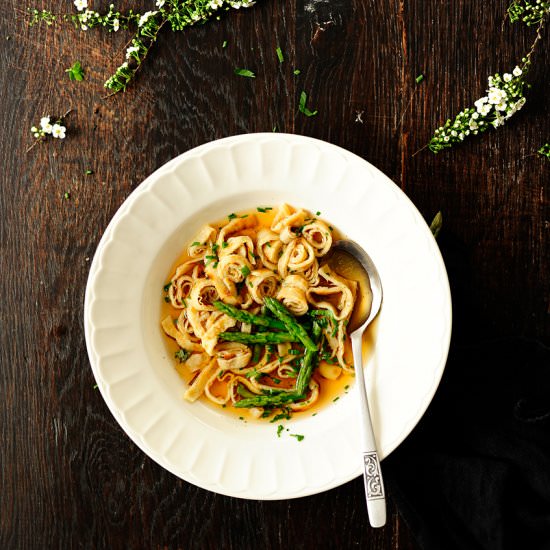 Beef broth with herbed crepes - Recipe photo by servingdumplings