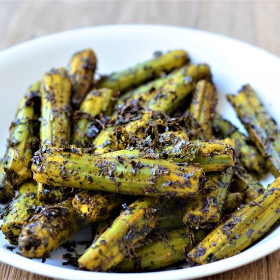 STIR-FRIED DRUMSTICKS WITH NEEM LEAVES - Recipe photo by foodiesterminal