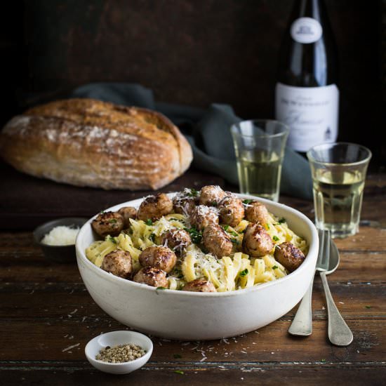 pasta with fennel, onion, and meatballs - Recipe photo by drizzleanddip