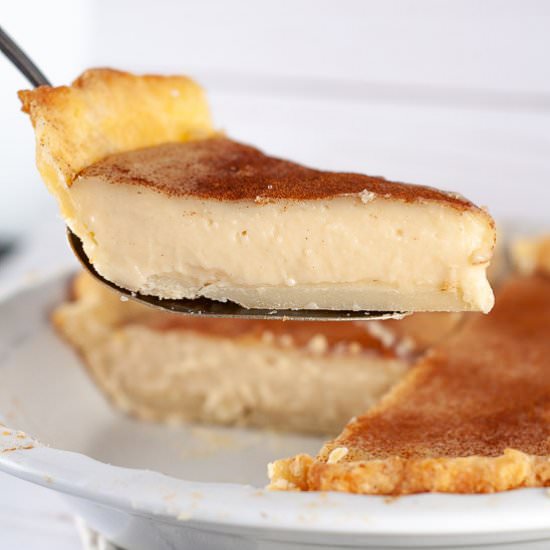 SUGAR CREAM PIE - Recipe photo by MamaGourmand