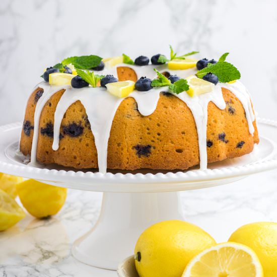 Lemon Blueberry Bundt Cake - Recipe photo by Veronikas Kitchen