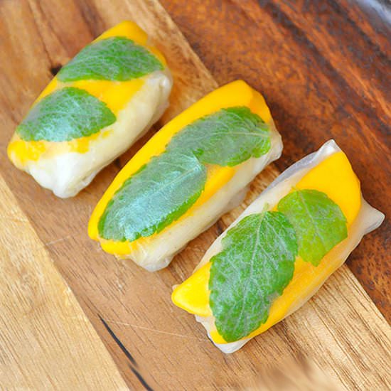 Mango Sticky Rice Spring Roll - Recipe photo by Pisang Susu