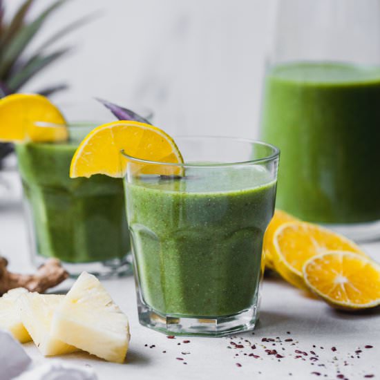 Pineapple Citrus Ginger Green Smoot - Recipe photo by olive_and_mango