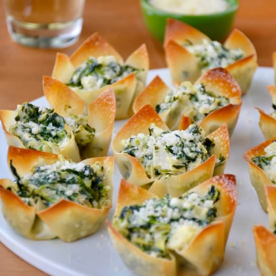 Spinach-Artichoke Dip Wonton Cups - Recipe photo by justataste