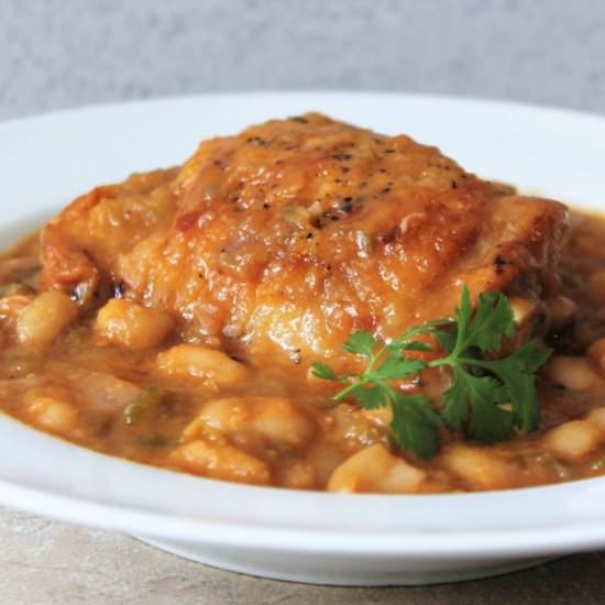 Chicken Thighs with BBQ Beans - Recipe photo by MyRecipeReviews