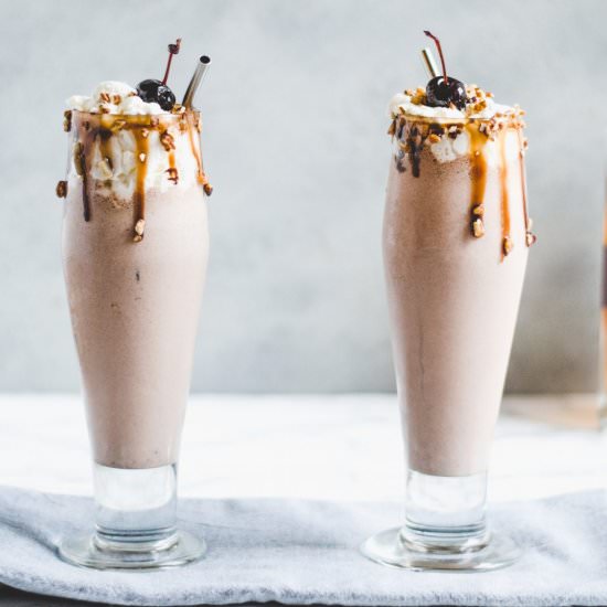 Chocolate Bourbon Milkshake - Recipe photo by mymoderncookery