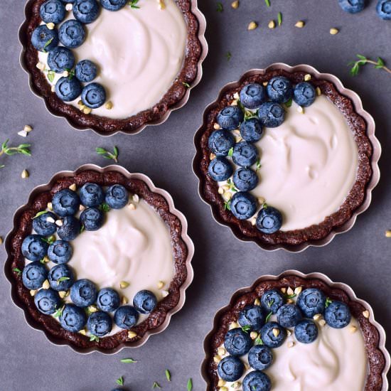 Vegan cheesecake tarts - Recipe photo by elavegan