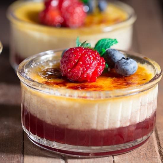 Crème Brulée with Strawberries - Recipe photo by Gday Souffle