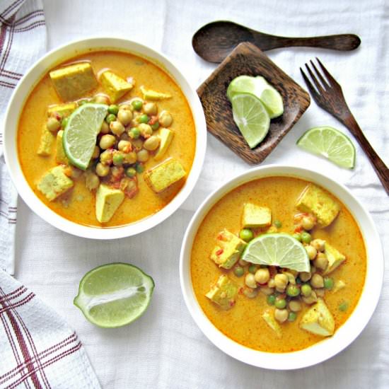 Tofu Chickpea Curry Soup - Recipe photo by craftyforhome