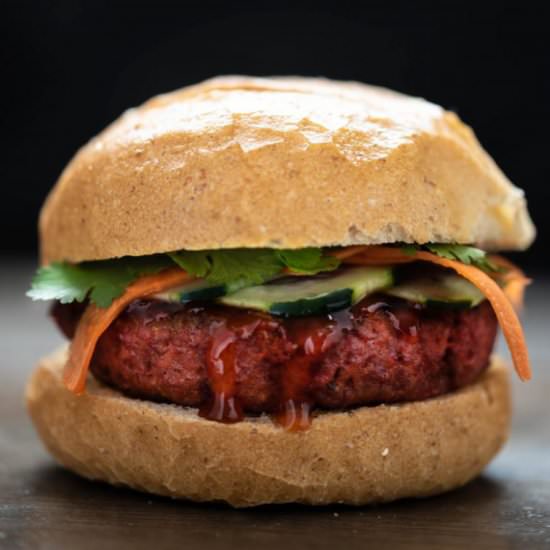 Vegan Thai Curry Burger - Recipe photo by nutfreevegan