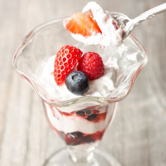Simple Summer Berry Paleo Parfait - Recipe photo by hotpankitchen