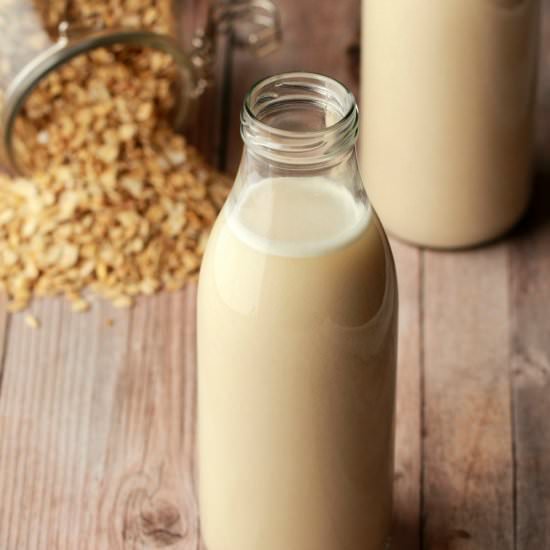 Creamy Oat Milk - Recipe photo by lovingitvegan