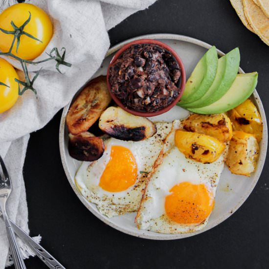 Traditional Guatemalan Breakfast - Recipe photo by getwellwithem