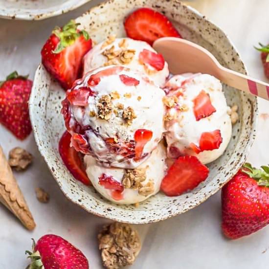 Strawberry Cheesecake Ice Cream - Recipe photo by LifemadeSweeter