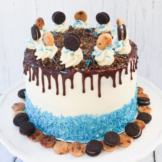 Cookie Monster Cake - Recipe photo by mysimplysweetlife