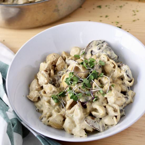 Vegan Carbonara Pasta - Recipe photo by Mealswithmaggie