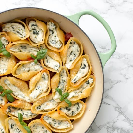 Spinach & Ricotta Pasta Shells - Recipe photo by The petite cook