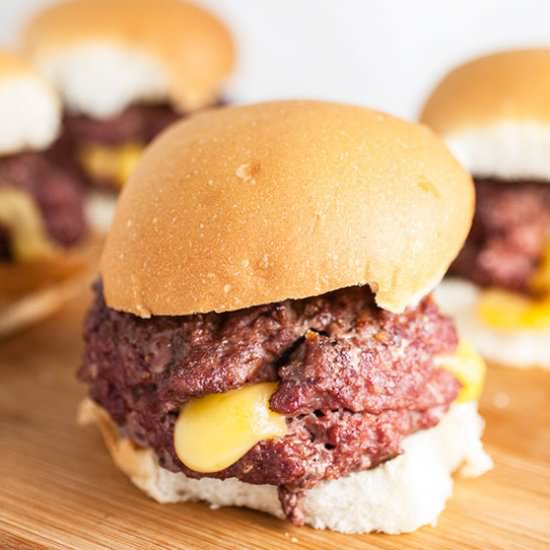 Juicy Lucy Burger Recipe - Recipe photo by therusticfoodie