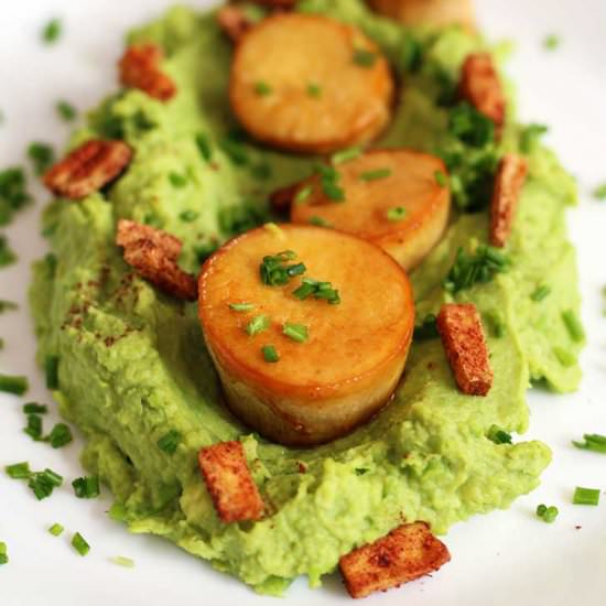 Vegan Scallops with Pea Puree - Recipe photo by gourmandelle
