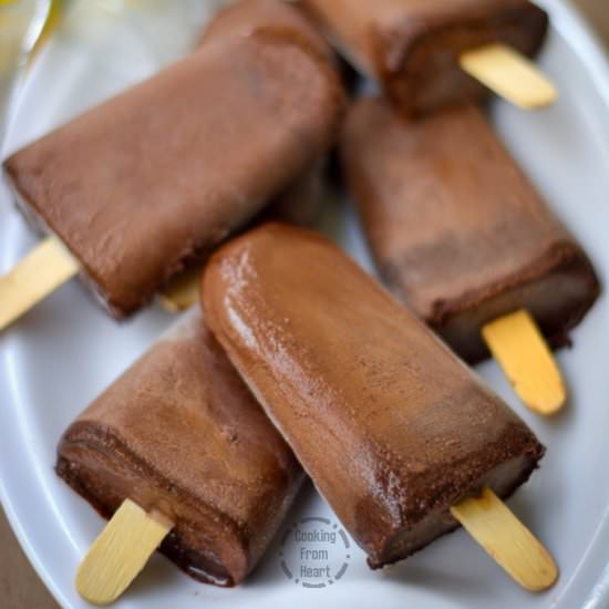 Creamy Chocolate Fudge Pops - Recipe photo by ch_cooks