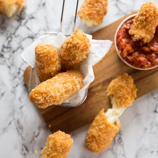 Extra Crispy Halloumi Fries - Recipe photo by dontgobaconmyheart
