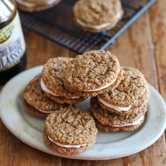 Homemade Oatmeal Cream Pies - Recipe photo by goldenbarrel