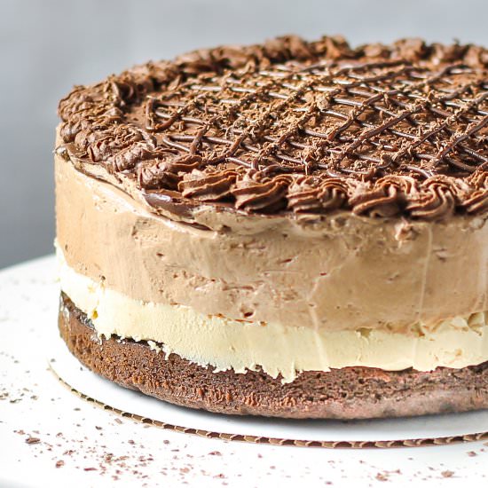 Peanut Butter Chocolate Mousse Cake - Recipe photo by SugarSpicesLife