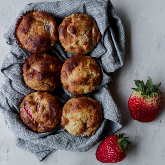 Whole Grain Strawberry Muffins - Recipe photo by getwellwithem