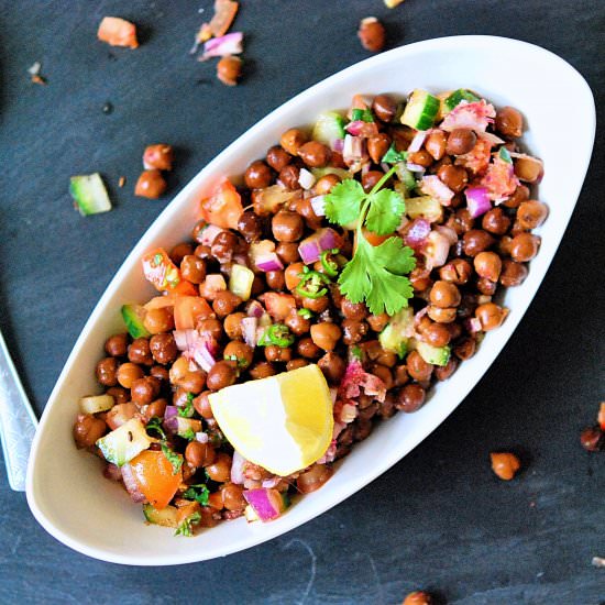 Super healthy protein rich salad - Recipe photo by YourFoodFantasy
