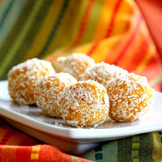 Mango Coconut Ladoo - Recipe photo by richa