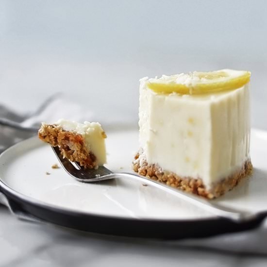 LEMON AND YOGURT PIE - Recipe photo by BrightBird