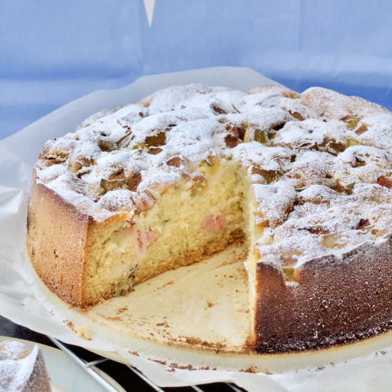 Easy Rhubarb Cake - Recipe photo by joskitchenlarder