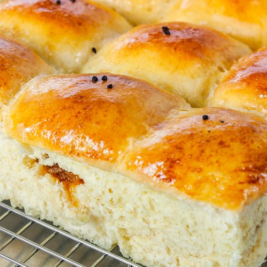 pineapple jam bread rolls - Recipe photo by dailycookingquest
