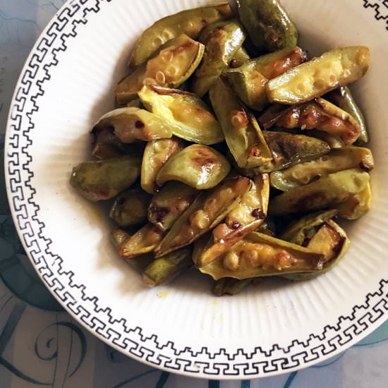 Pointed Gourd (Parval) Bhujiya - Recipe photo by steamingpot