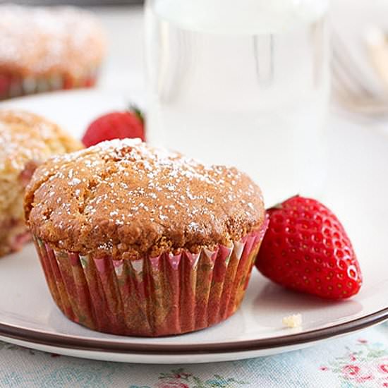 Strawberry Muffins - Recipe photo by adinutza