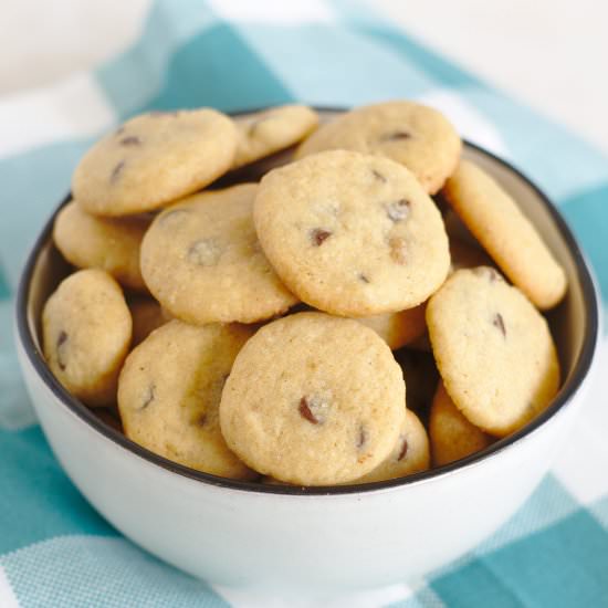 Mini Chocolate Chip Cookies - Recipe photo by mildlymeandering