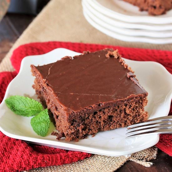 Hershey's Chocolate Syrup Cake - Recipe photo by thekitchenismyplayground