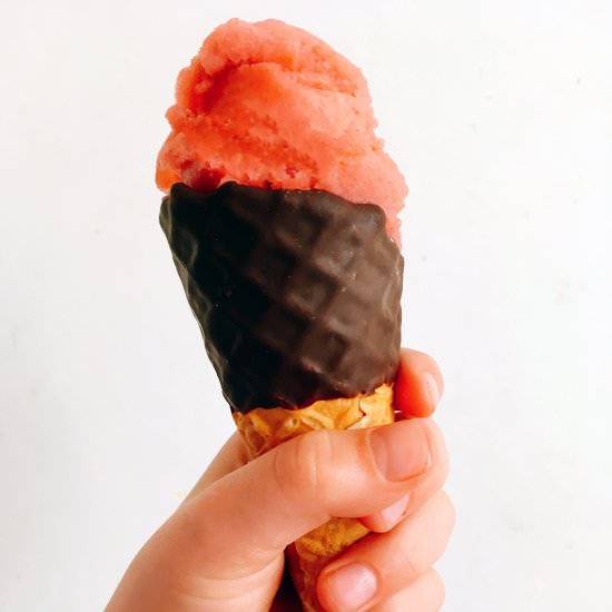 Vegan strawberry banana nice cream - Recipe photo by Mandy Sneaky Veg