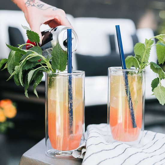 lemon balm and grapefruit shandy - Recipe photo by jojotastic