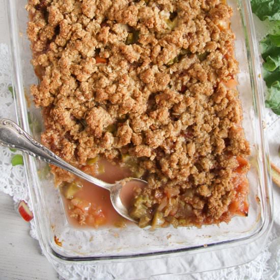 Rhubarb Crisp - Recipe photo by adinutza