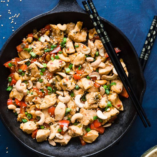 Easy Paleo Cashew Chicken Stir Fry - Recipe photo by FoodFanatical