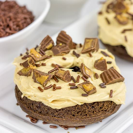 Baked Chocolate Peanut Butter Donut - Recipe photo by spicedblog