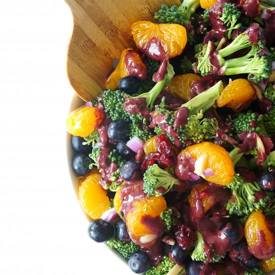 BLUEBERRY MANDARIN BROCCOLI SALAD - Recipe photo by Hauteandhealthy