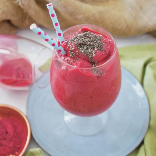 Beetroot Powder Smoothie - Recipe photo by SweetCaramelSunday