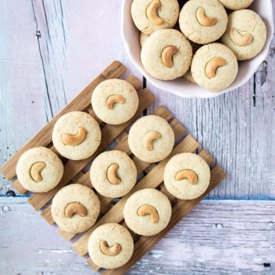 Chinese Cashew Nut Cookies - Recipe photo by healthygfasian