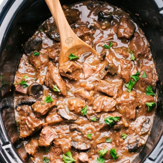 Slow Cooker Beef Tips with Mushroom - Recipe photo by The Food Cafe
